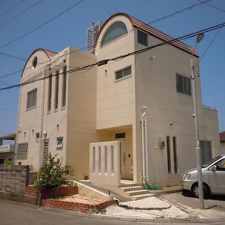 Guest House Route 6 Йомитан Екстериор снимка