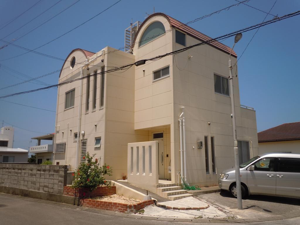 Guest House Route 6 Йомитан Екстериор снимка